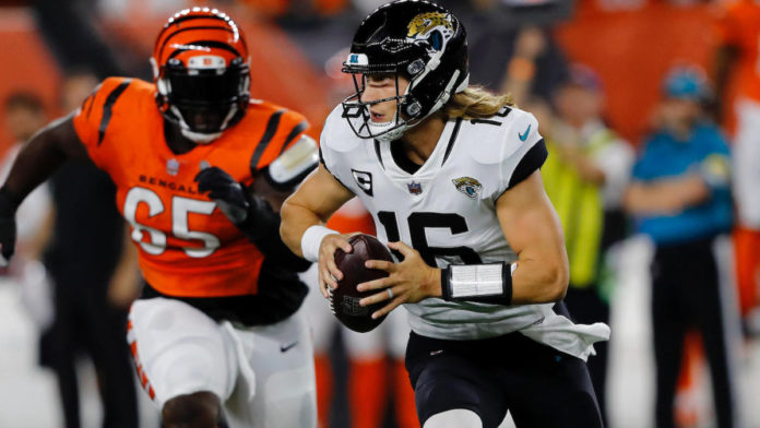 Trevor Lawrence is big in the dfs standouts this week.